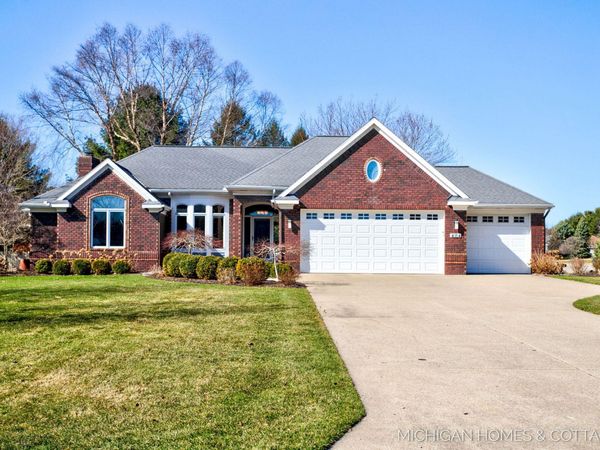 404 Goldcrest Drive, Holland, MI 49424