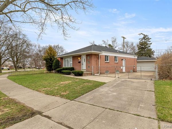 8316 Roosevelt Street, Taylor, MI 48180