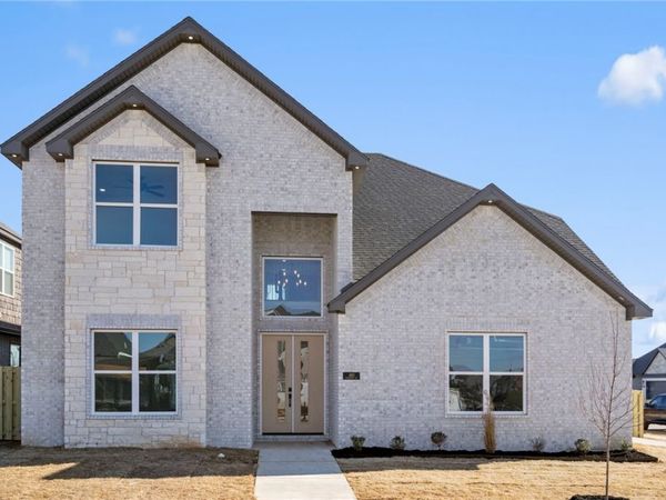 431 Hedge Drive , Centerton, AR 72719