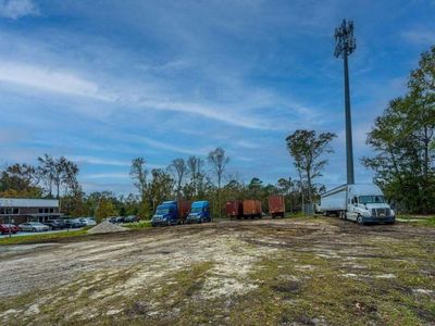 561 College Park Road , Ladson, SC 29456