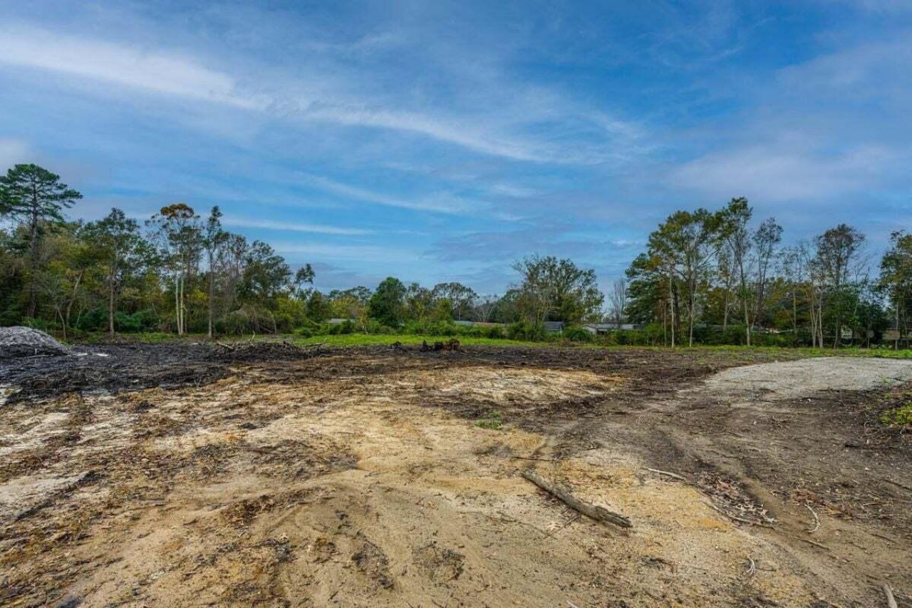 561 College Park Road Photo 10