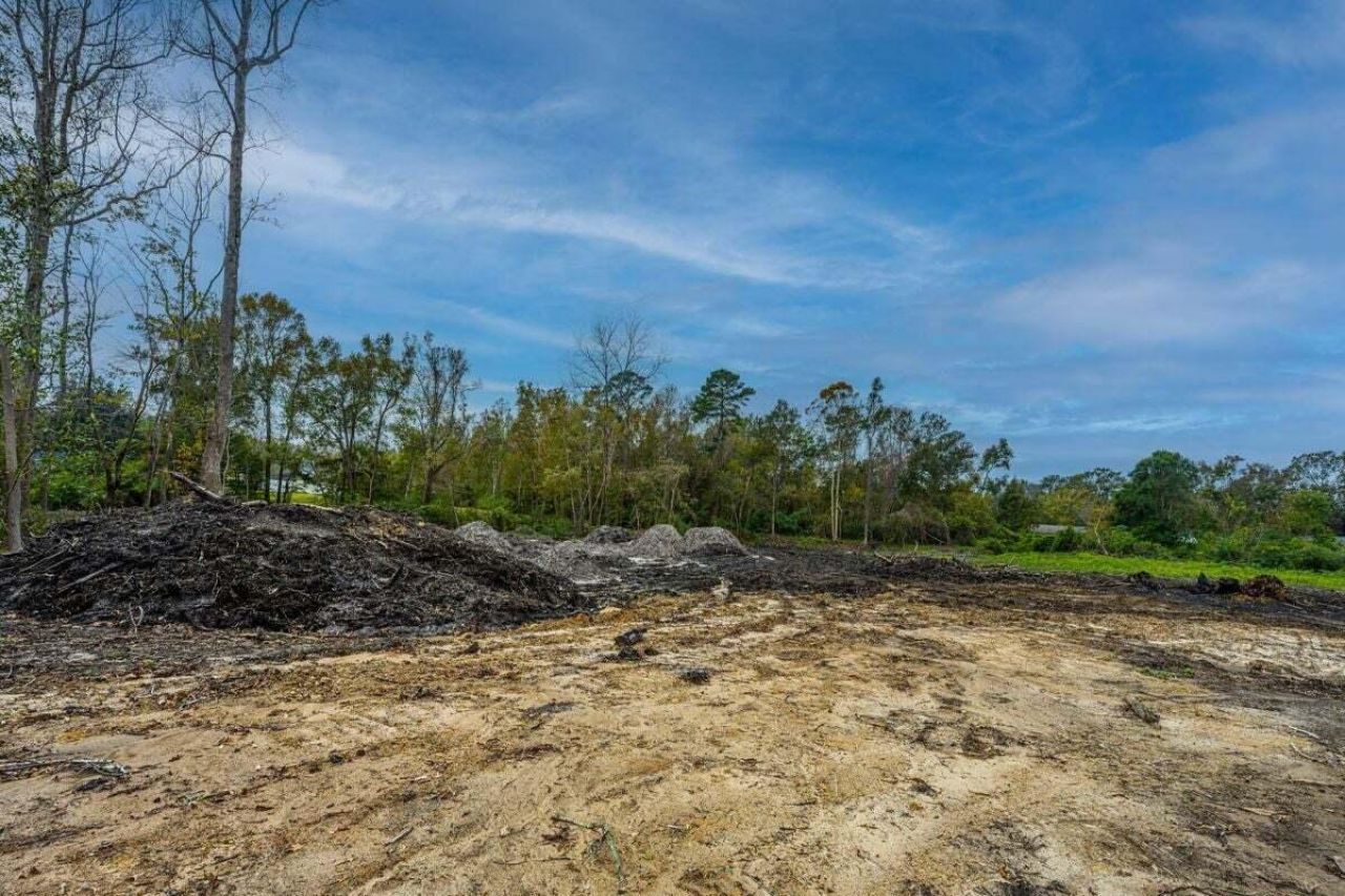 561 College Park Road  Photo 9