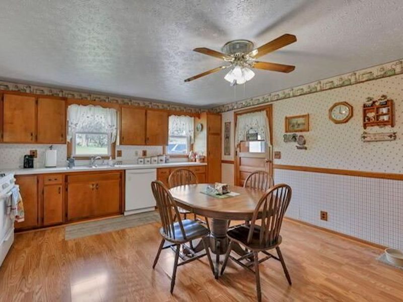 5079 Cincinnati Zanesville Road NE, Lancaster, OH 43130 Photo 10