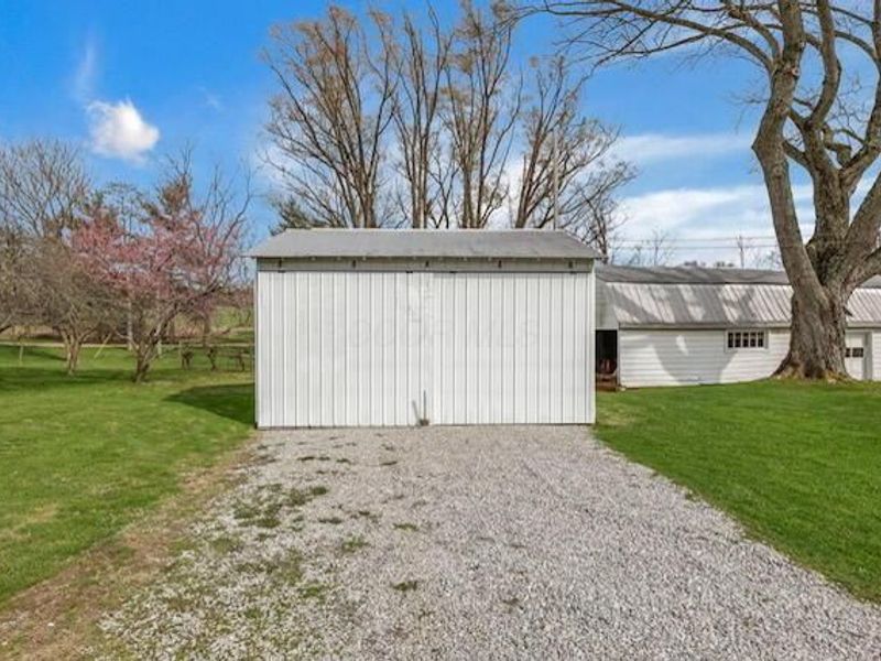 5079 Cincinnati Zanesville Road NE, Lancaster, OH 43130 Photo 13