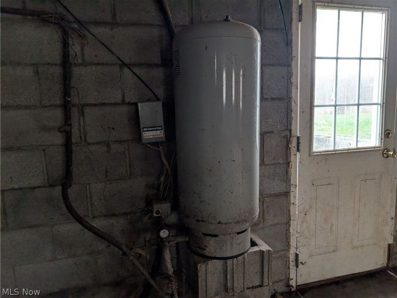 17594 Buzzard Road , Wellsville, OH 43968 Photo 14