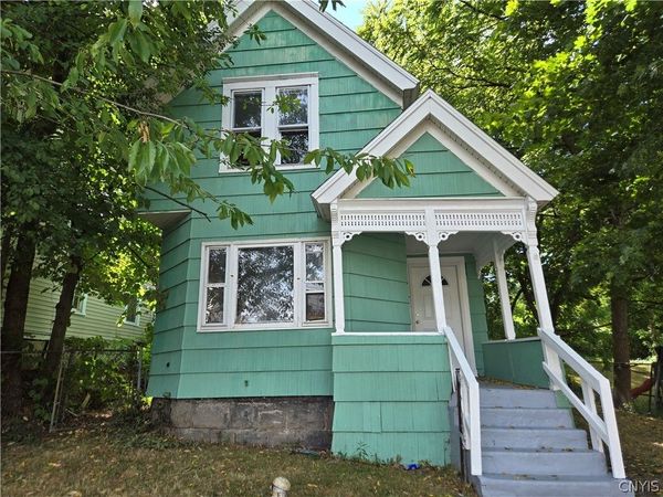 206 Lamont Avenue, Syracuse, NY 13209