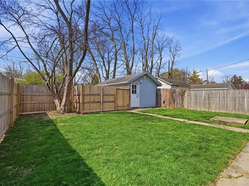 541 Watervliet Avenue, Dayton, OH 45420 Photo 41