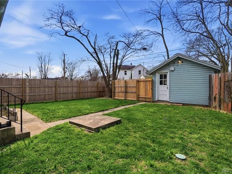 541 Watervliet Avenue, Dayton, OH 45420 Photo 42