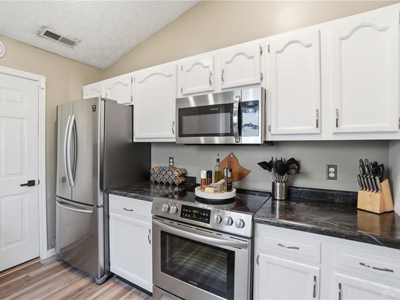 4381 Coach Light Trail, Dayton, OH 45424 Photo 16