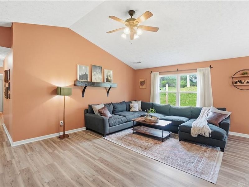 4381 Coach Light Trail, Dayton, OH 45424 Photo 7