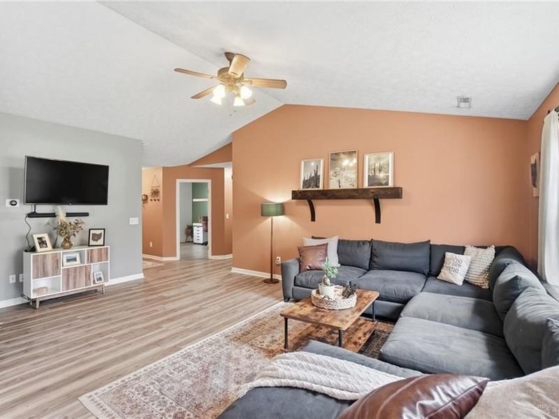 4381 Coach Light Trail, Dayton, OH 45424 Photo 8