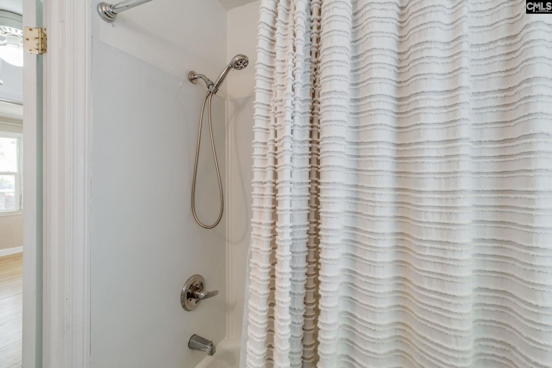 2201 Kennedy Street  Photo 16