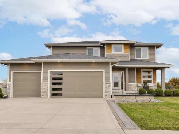 1416 NW Pine View Circle, Ankeny, IA 50023
