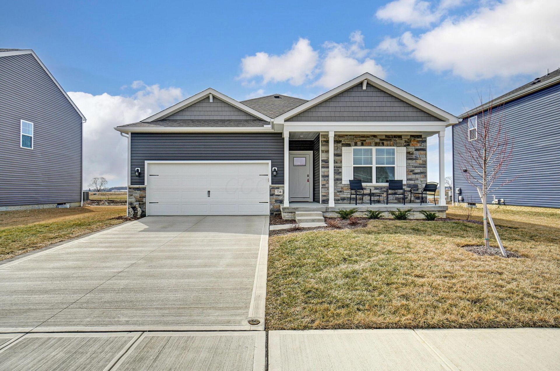 734 Leslie Drive , Plain City, OH 43064 Main Photo