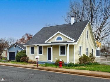 104 PERSHING AVENUE NW, LEESBURG, VA 20176