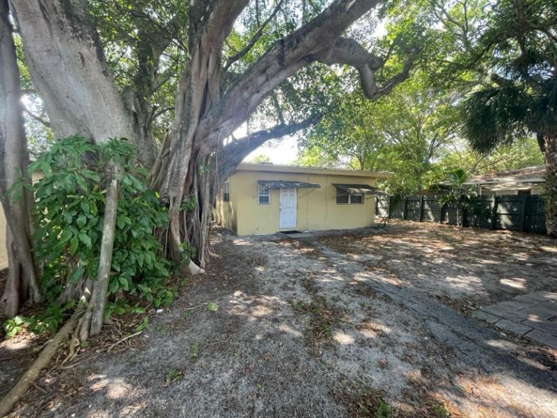 1409 NE 5th Terrace, Unit 1-2, Fort Lauderdale, FL 33304 Photo