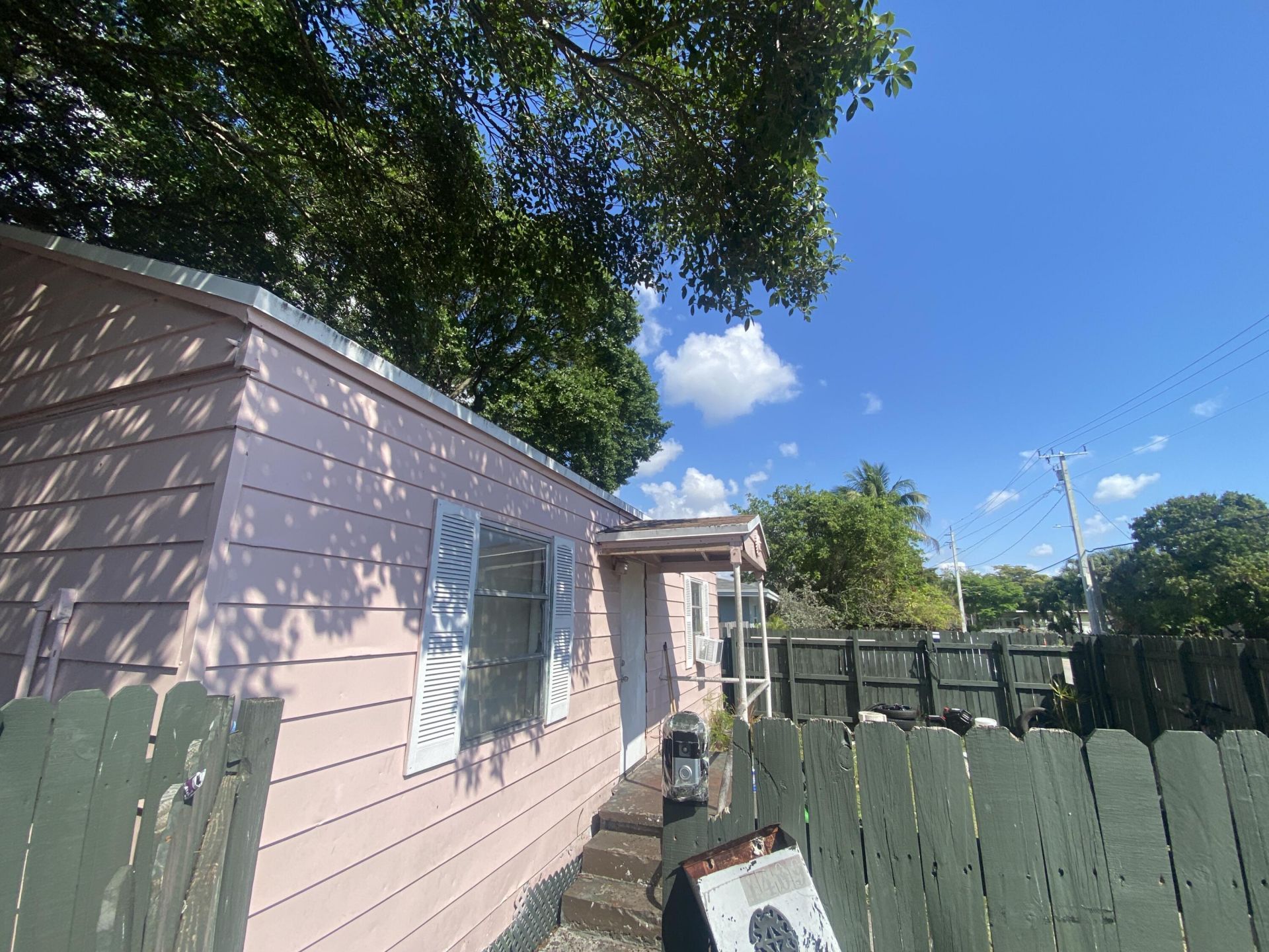 1409 NE 5th Terrace, Unit 1-2, Fort Lauderdale, FL 33304 Photo