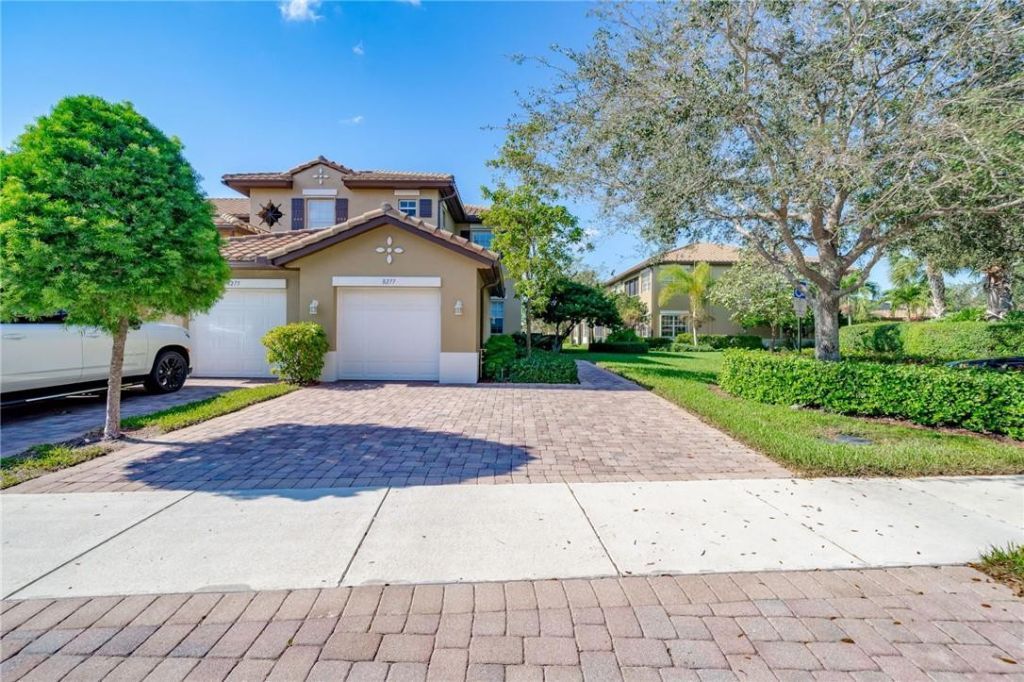 8277 NW 127th Lane, Parkland, FL 33076 Photo