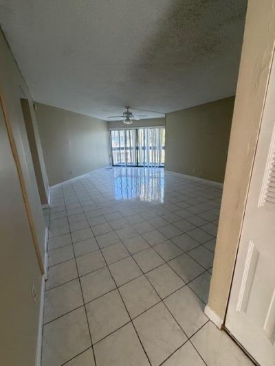 1750 N Congress Avenue, Unit 201, West Palm Beach, FL 33401 Photo