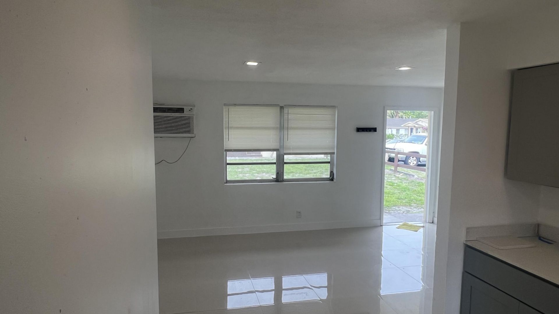 1691 SW 44th Terrace, Unit 1-2, Fort Lauderdale, FL 33317 Photo