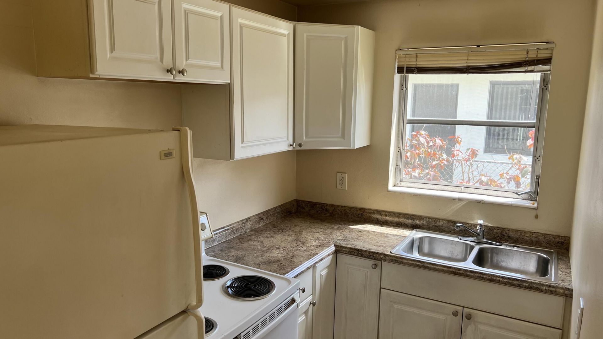 390 SW 27th Terrace, Unit 1-3, Fort Lauderdale, FL 33312 Photo