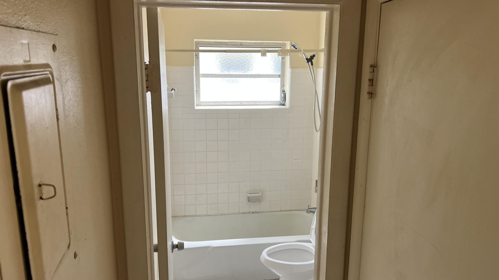 390 SW 27th Terrace, Unit 1-3, Fort Lauderdale, FL 33312 Photo