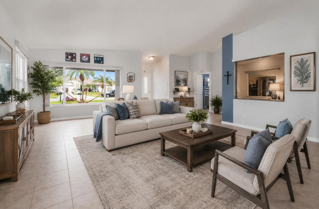 125 Parkwood Drive, Royal Palm Beach, FL 33411 Photo