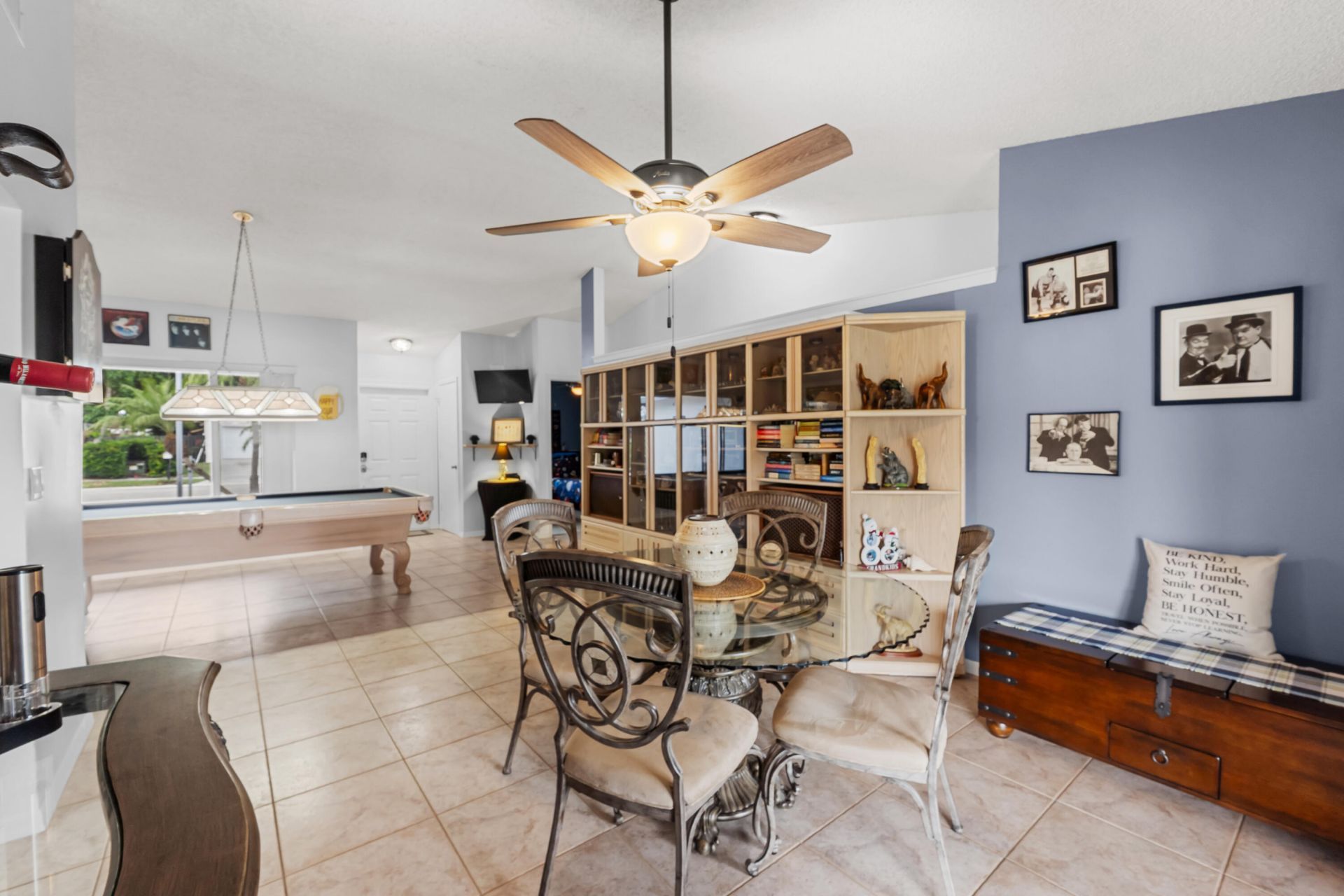125 Parkwood Drive, Royal Palm Beach, FL 33411 Photo