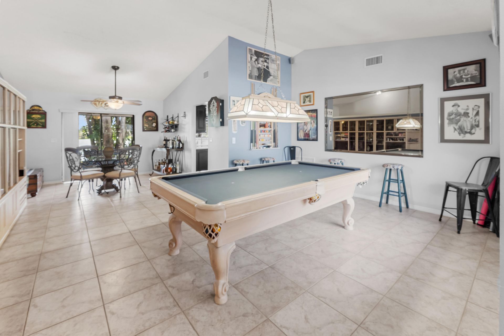 125 Parkwood Drive, Royal Palm Beach, FL 33411 Photo