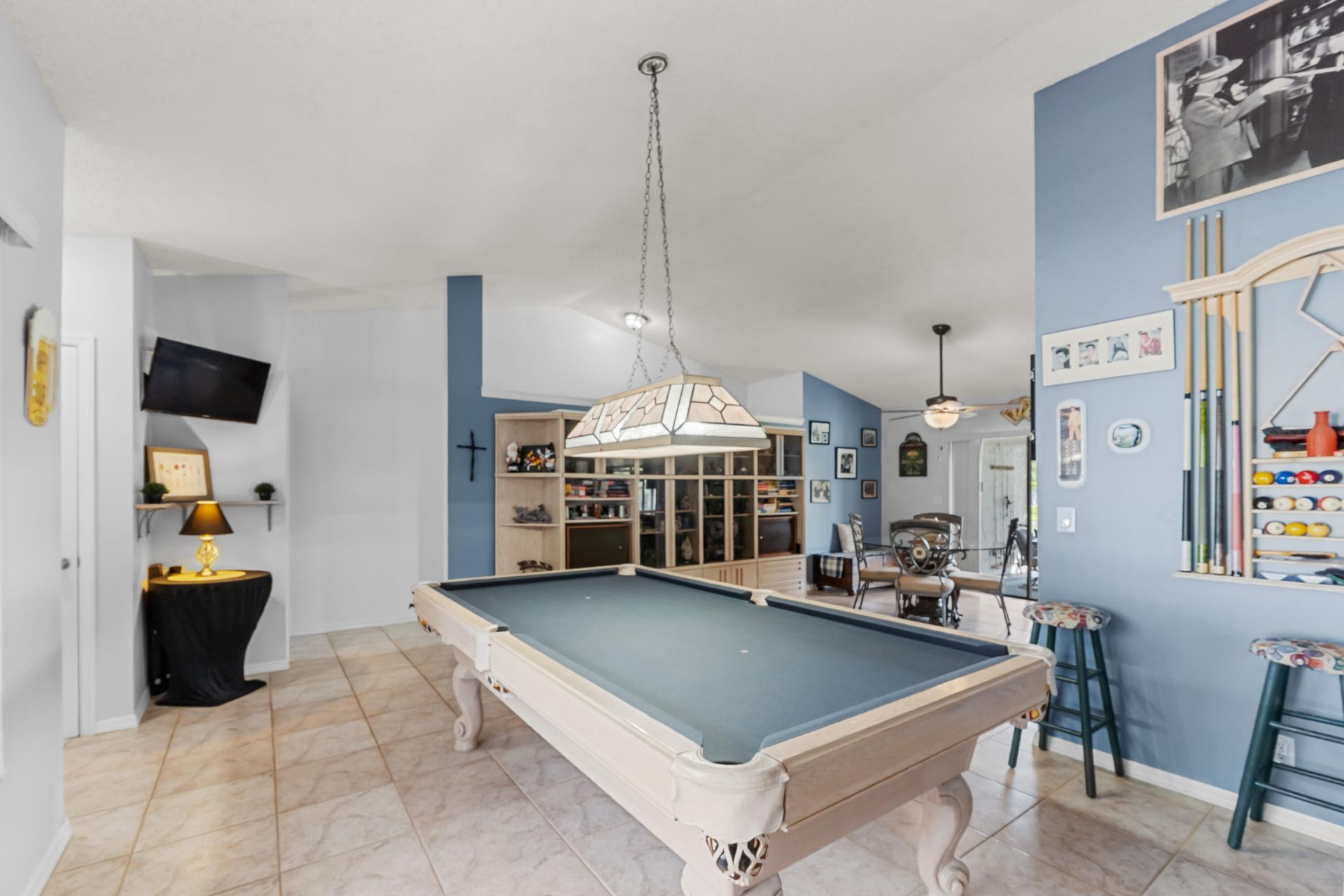 125 Parkwood Drive, Royal Palm Beach, FL 33411 Photo