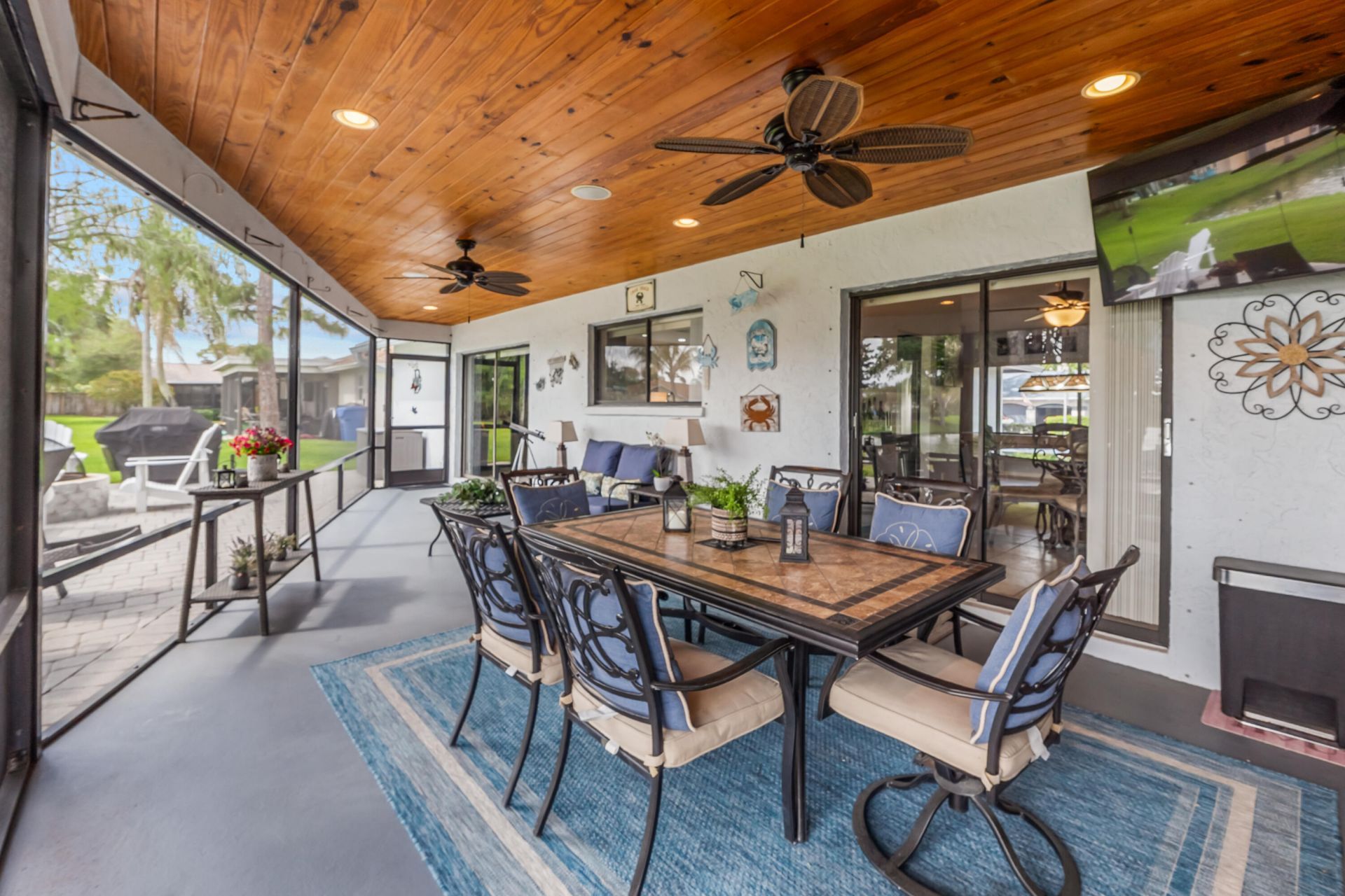 125 Parkwood Drive, Royal Palm Beach, FL 33411 Photo