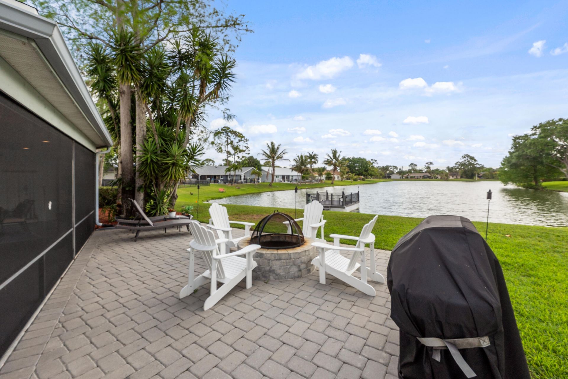 125 Parkwood Drive, Royal Palm Beach, FL 33411 Photo