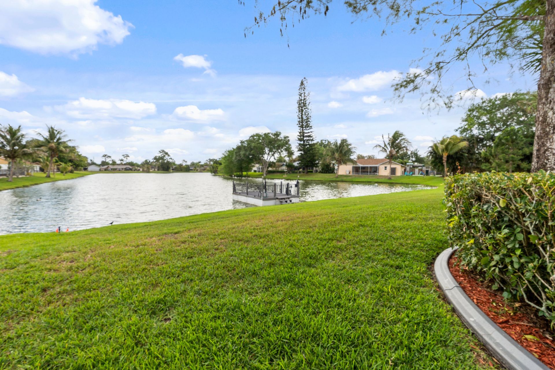 125 Parkwood Drive, Royal Palm Beach, FL 33411 Photo