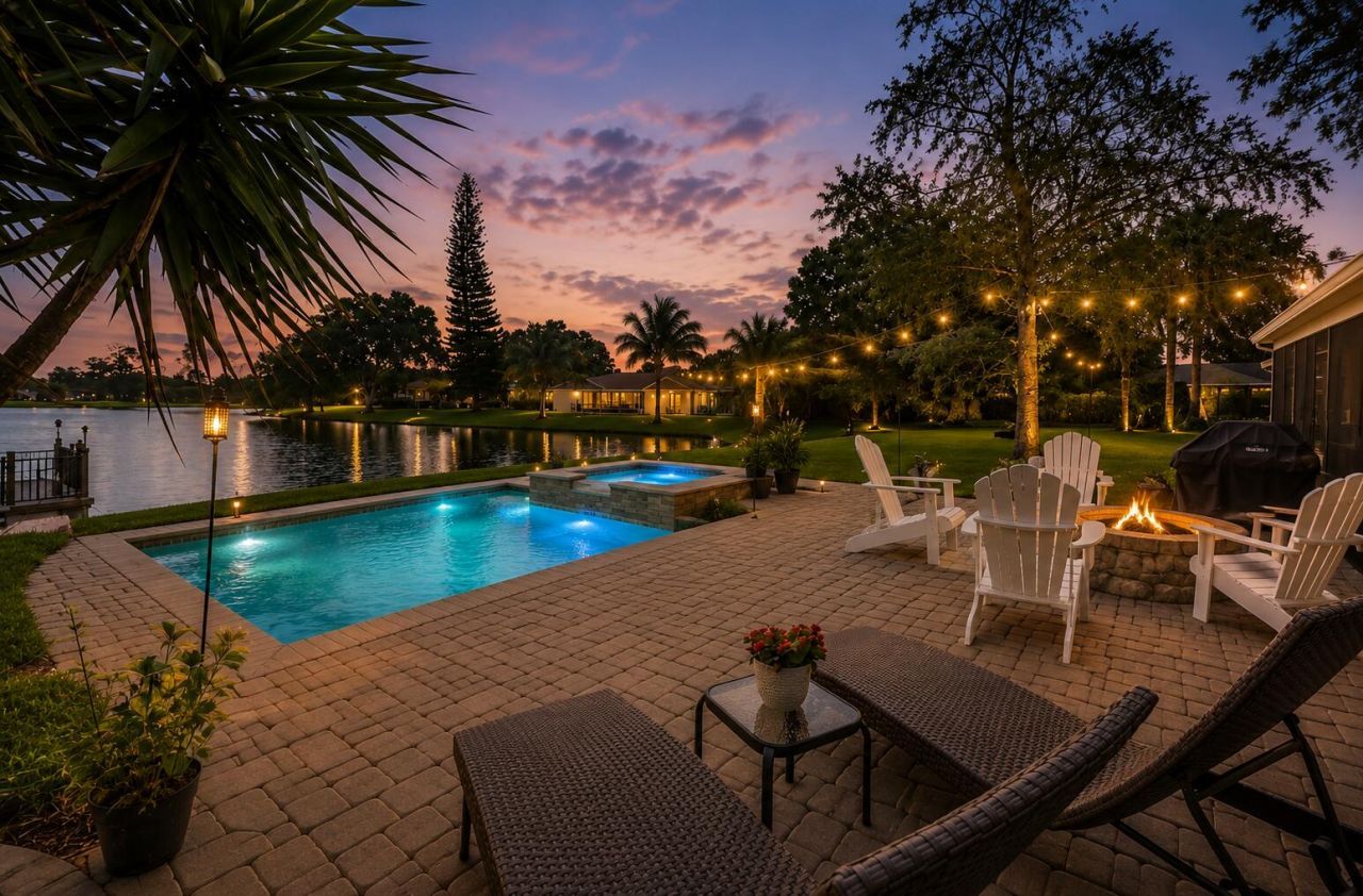125 Parkwood Drive, Royal Palm Beach, FL 33411 Photo
