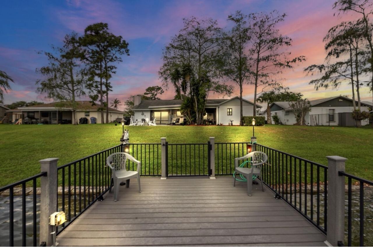 125 Parkwood Drive, Royal Palm Beach, FL 33411 Photo