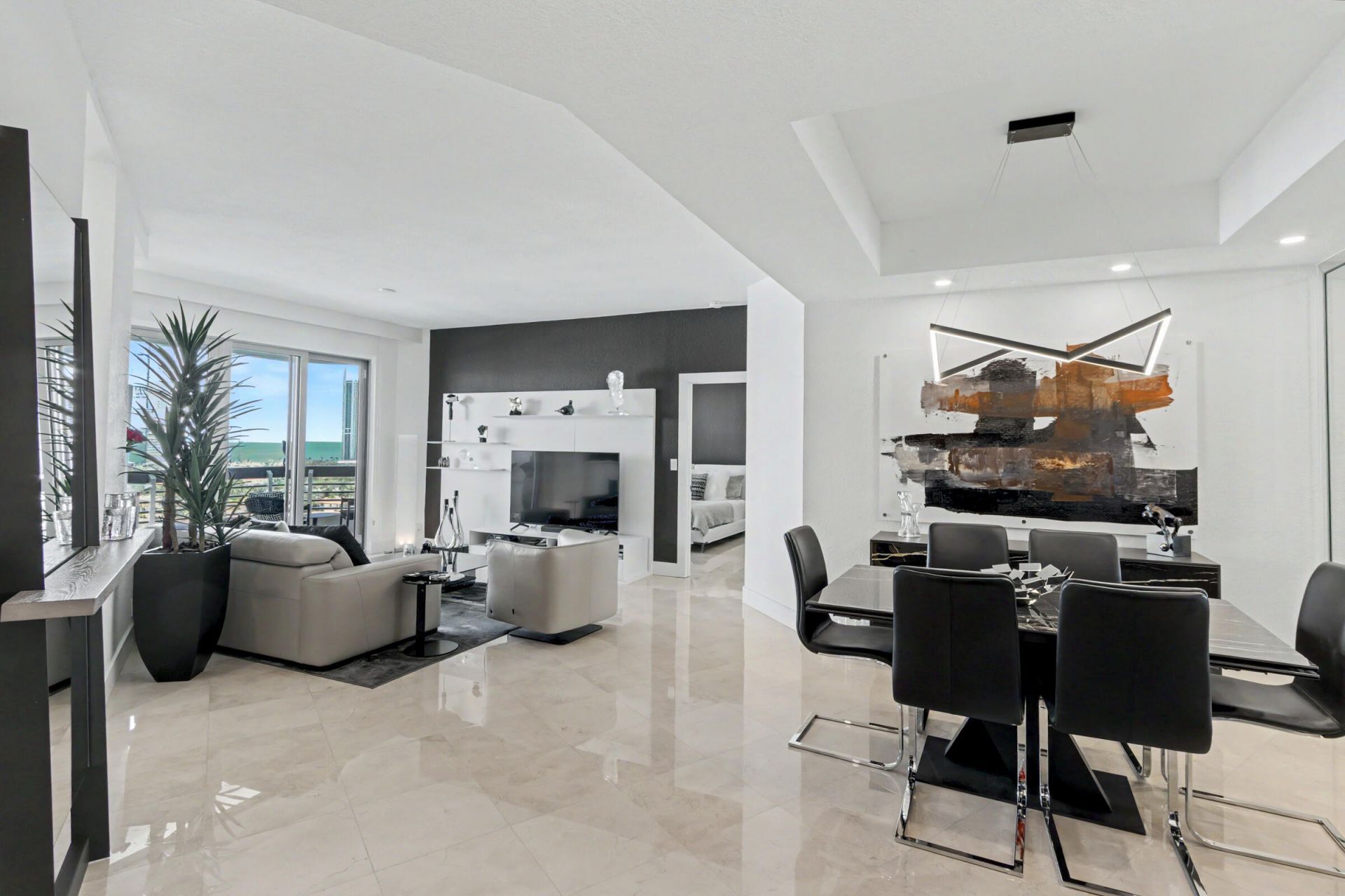 3600 Mystic Pointe Drive, Unit 1916, Aventura, FL 33180 Photo