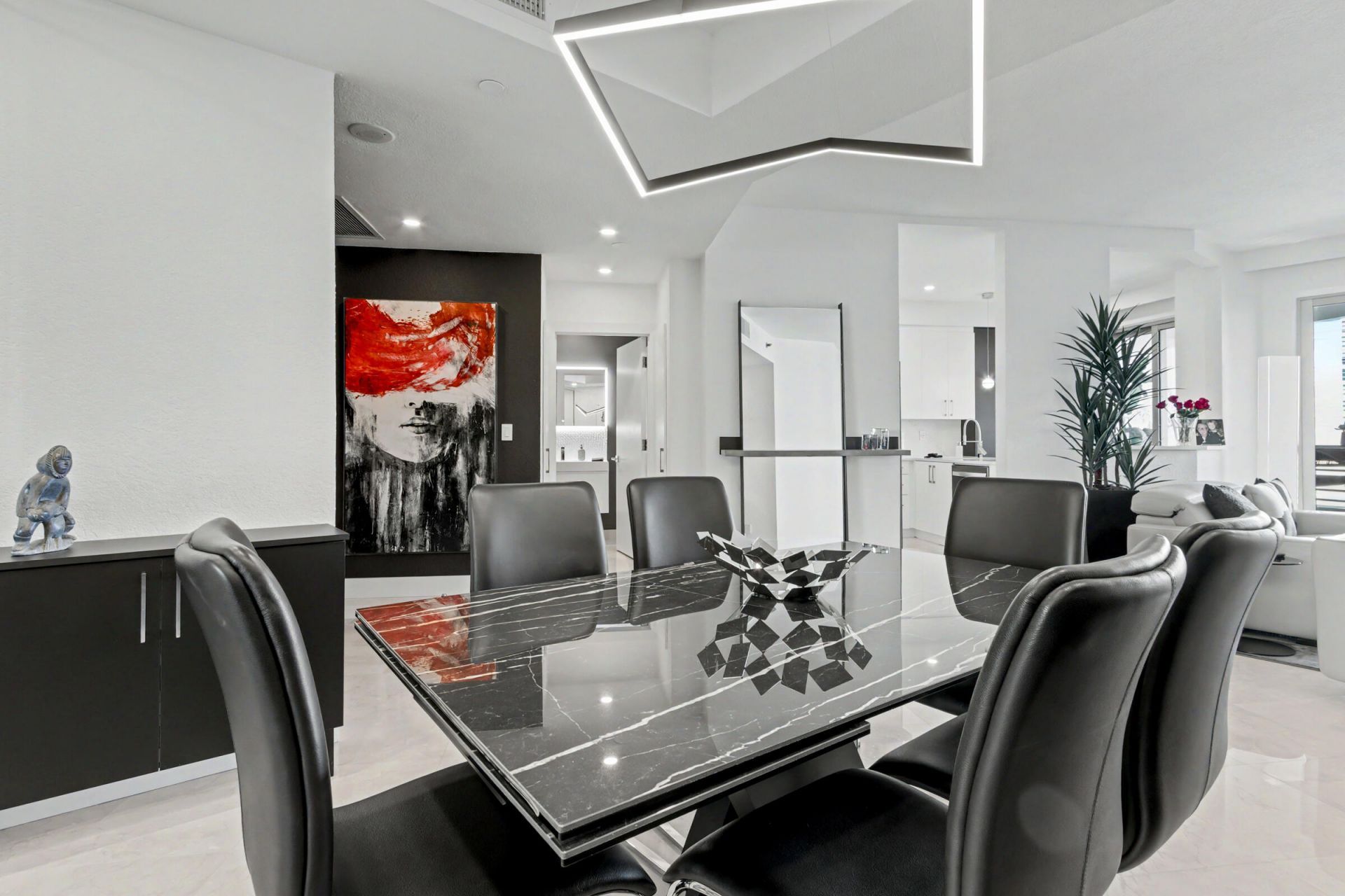 3600 Mystic Pointe Drive, Unit 1916, Aventura, FL 33180 Photo