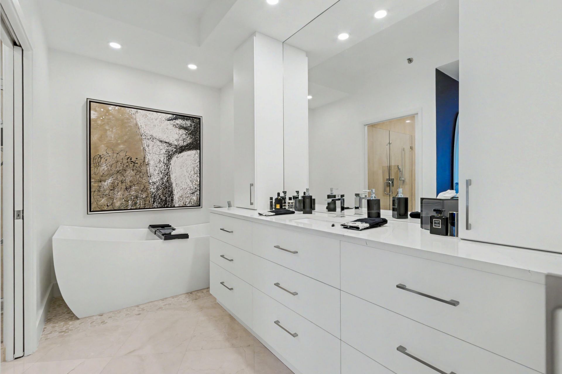 3600 Mystic Pointe Drive, Unit 1916, Aventura, FL 33180 Photo