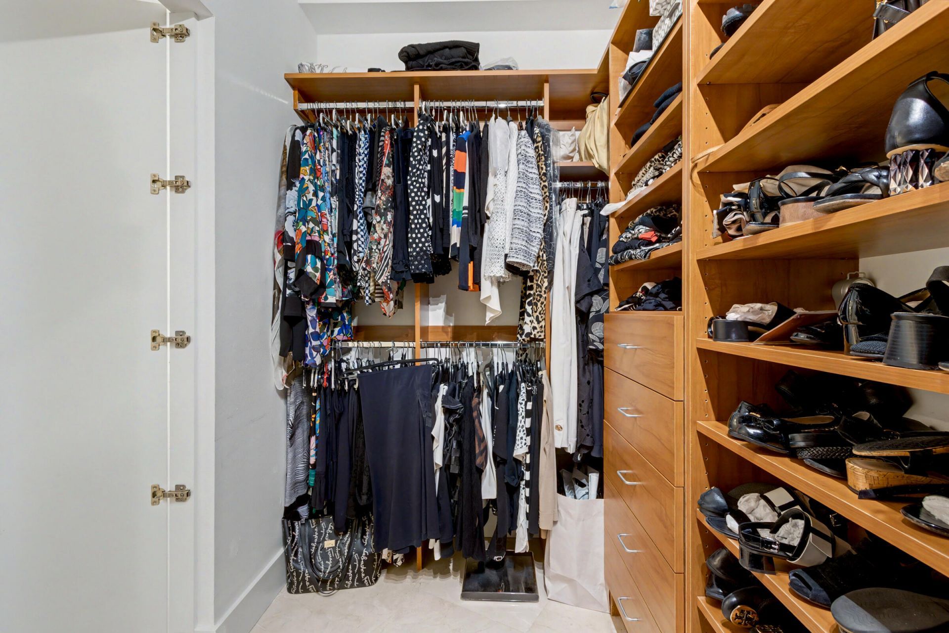 3600 Mystic Pointe Drive, Unit 1916, Aventura, FL 33180 Photo