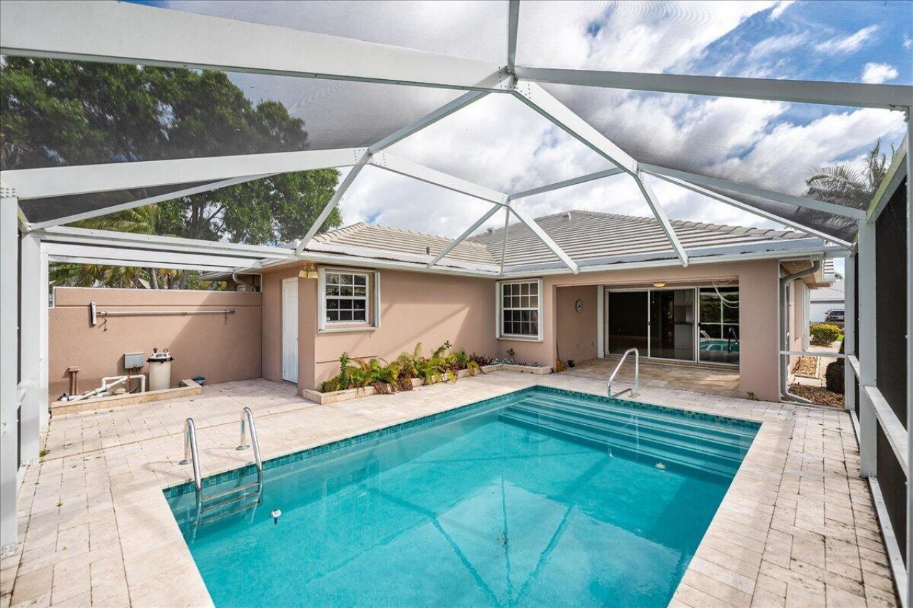 1253 NW Bentley Circle, Unit #a, Port Saint Lucie, FL 34986 Photo