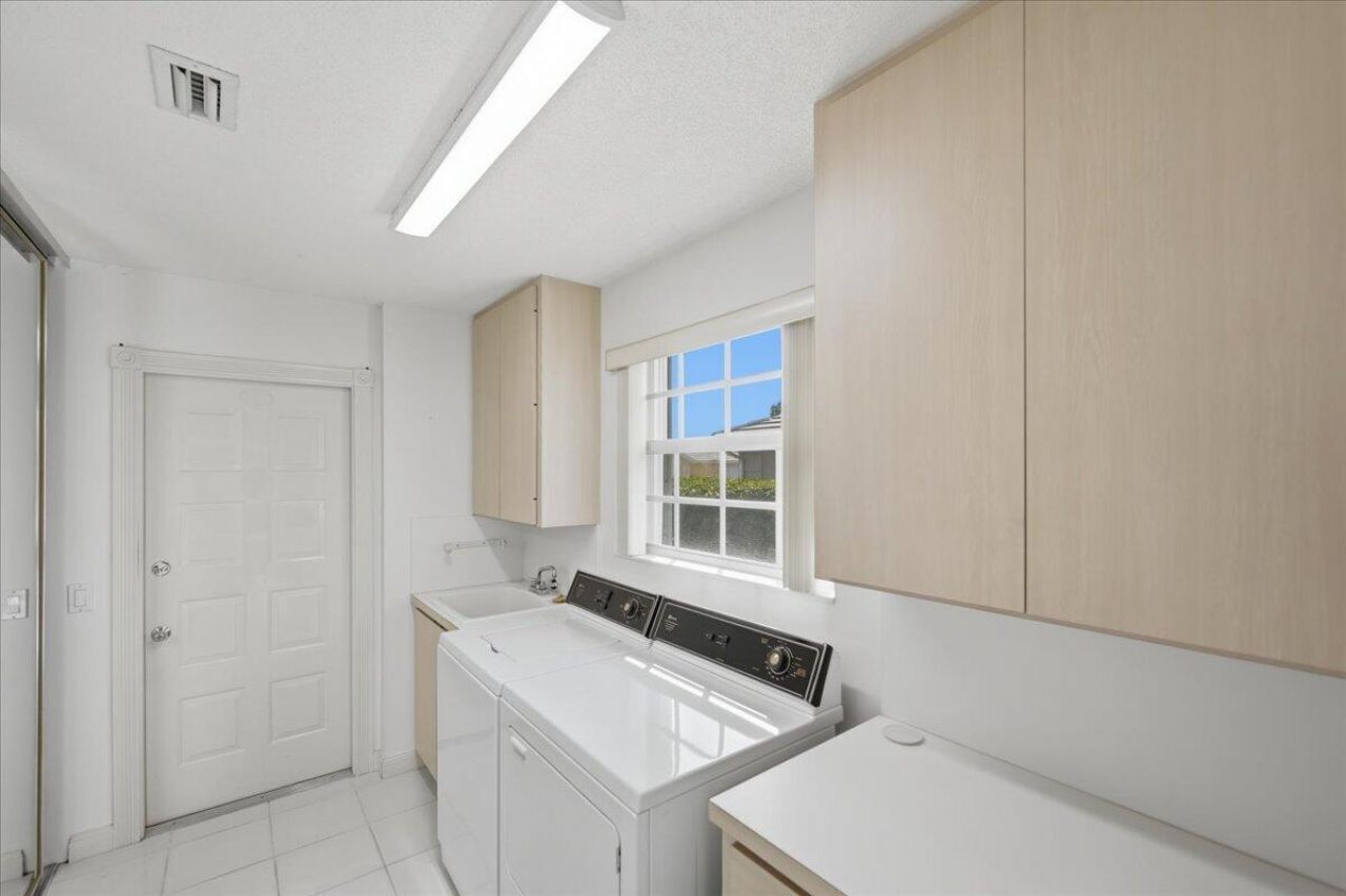 1253 NW Bentley Circle, Unit #a, Port Saint Lucie, FL 34986 Photo