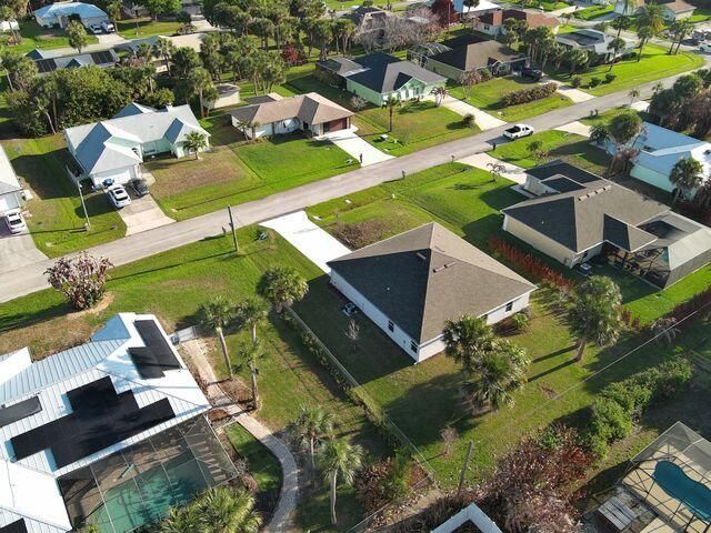 450 Kendall Avenue, Sebastian, FL 32958 Photo