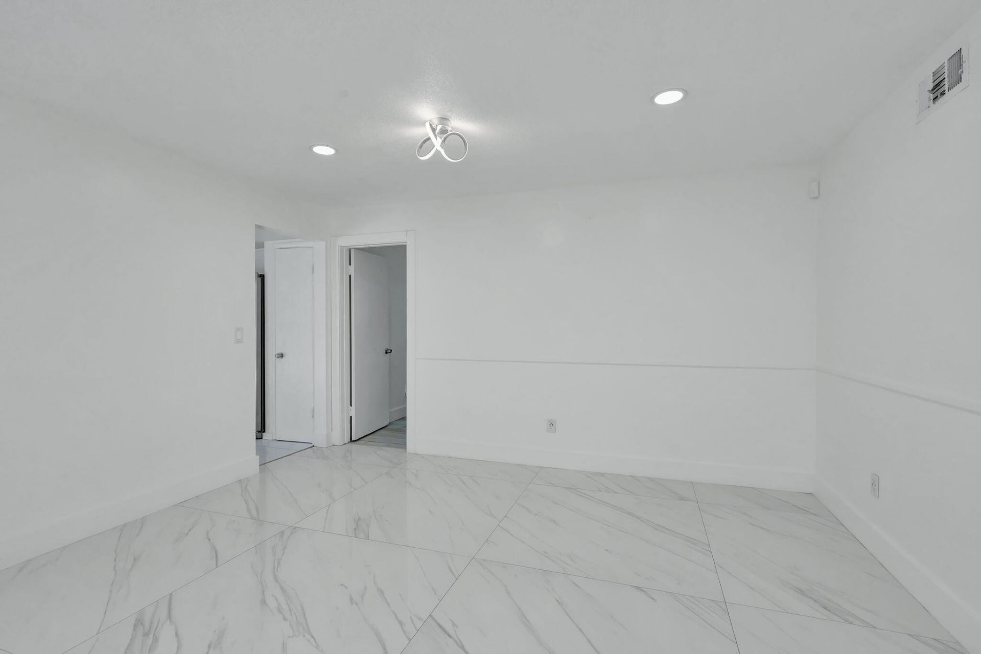 334 SW 13th Avenue, Boynton Beach, FL 33435 Photo