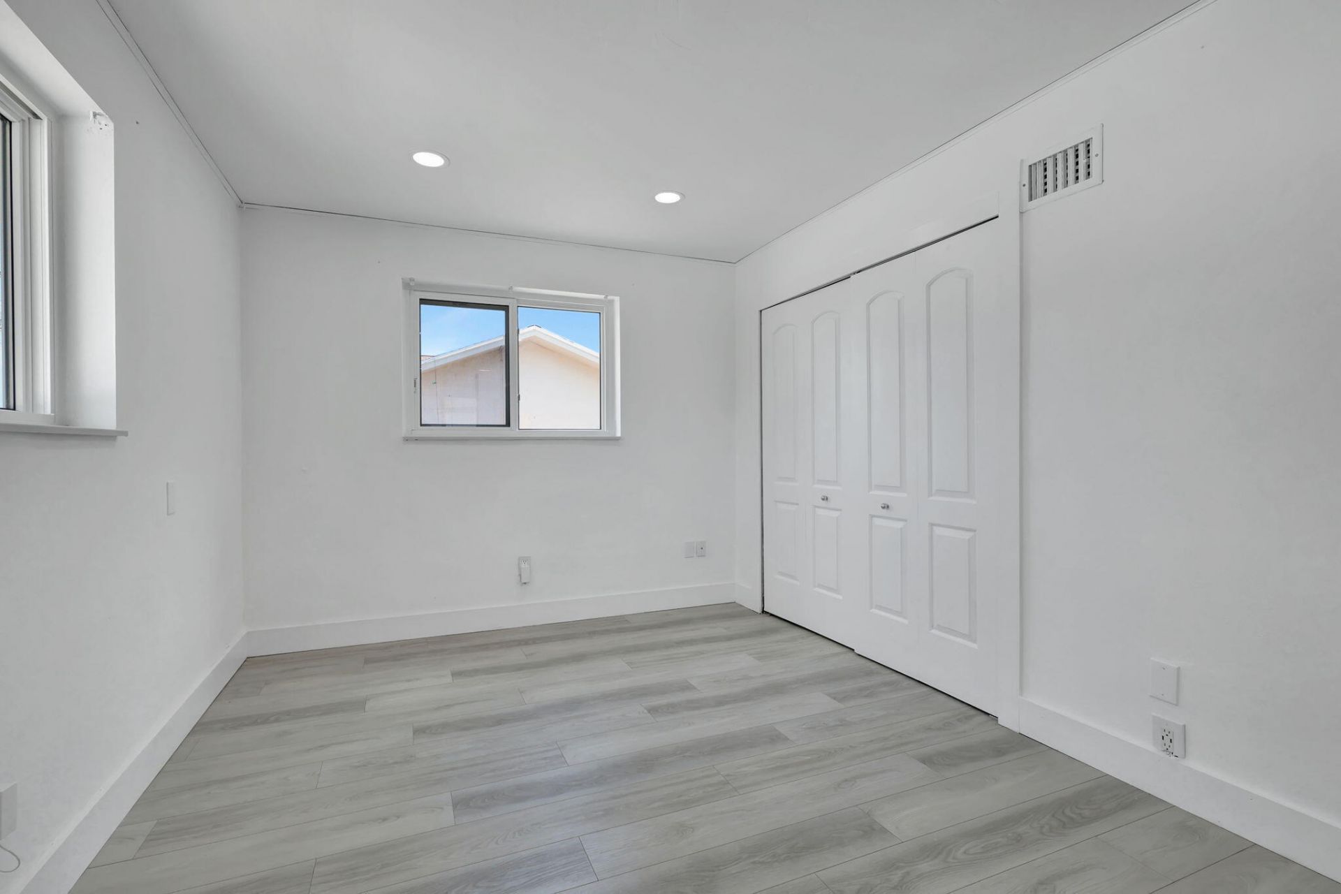 334 SW 13th Avenue, Boynton Beach, FL 33435 Photo