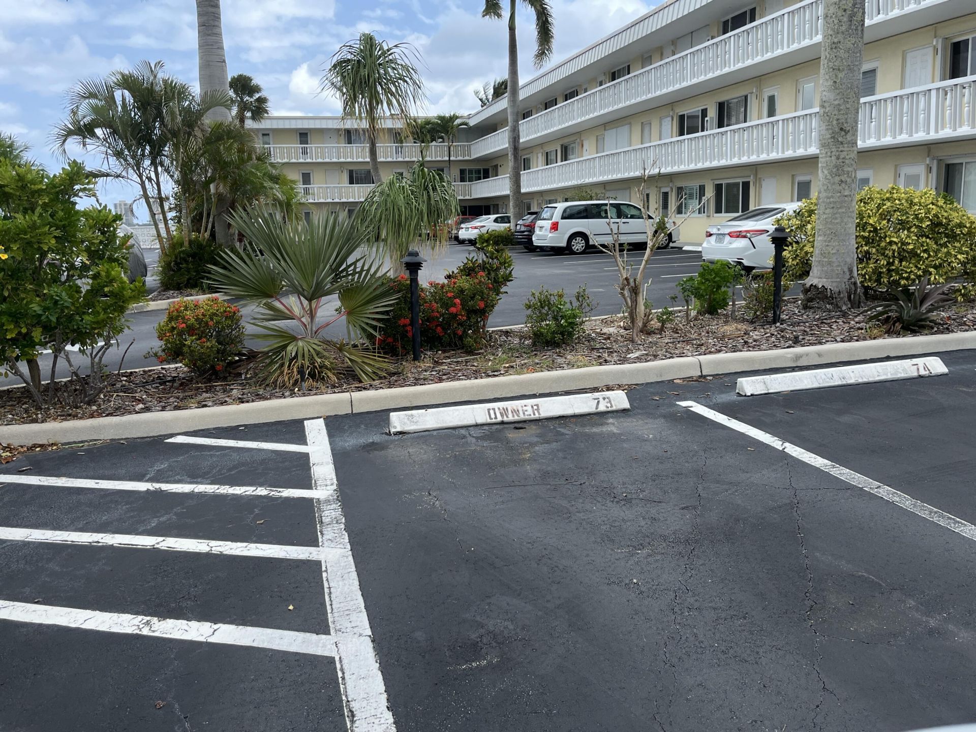 100 Doolen Court, Unit 313, North Palm Beach, FL 33408 Photo