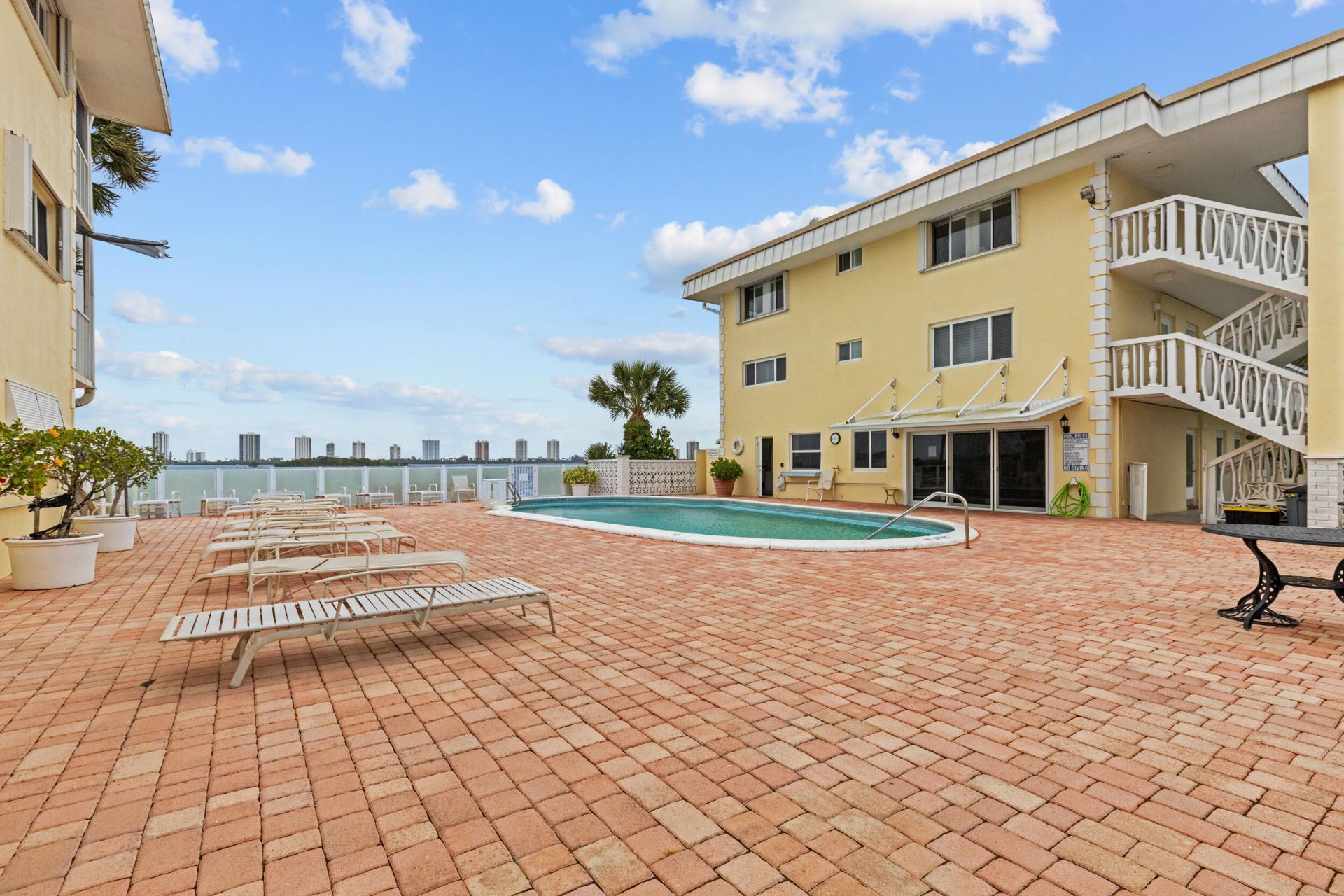 100 Doolen Court, Unit 313, North Palm Beach, FL 33408 Photo
