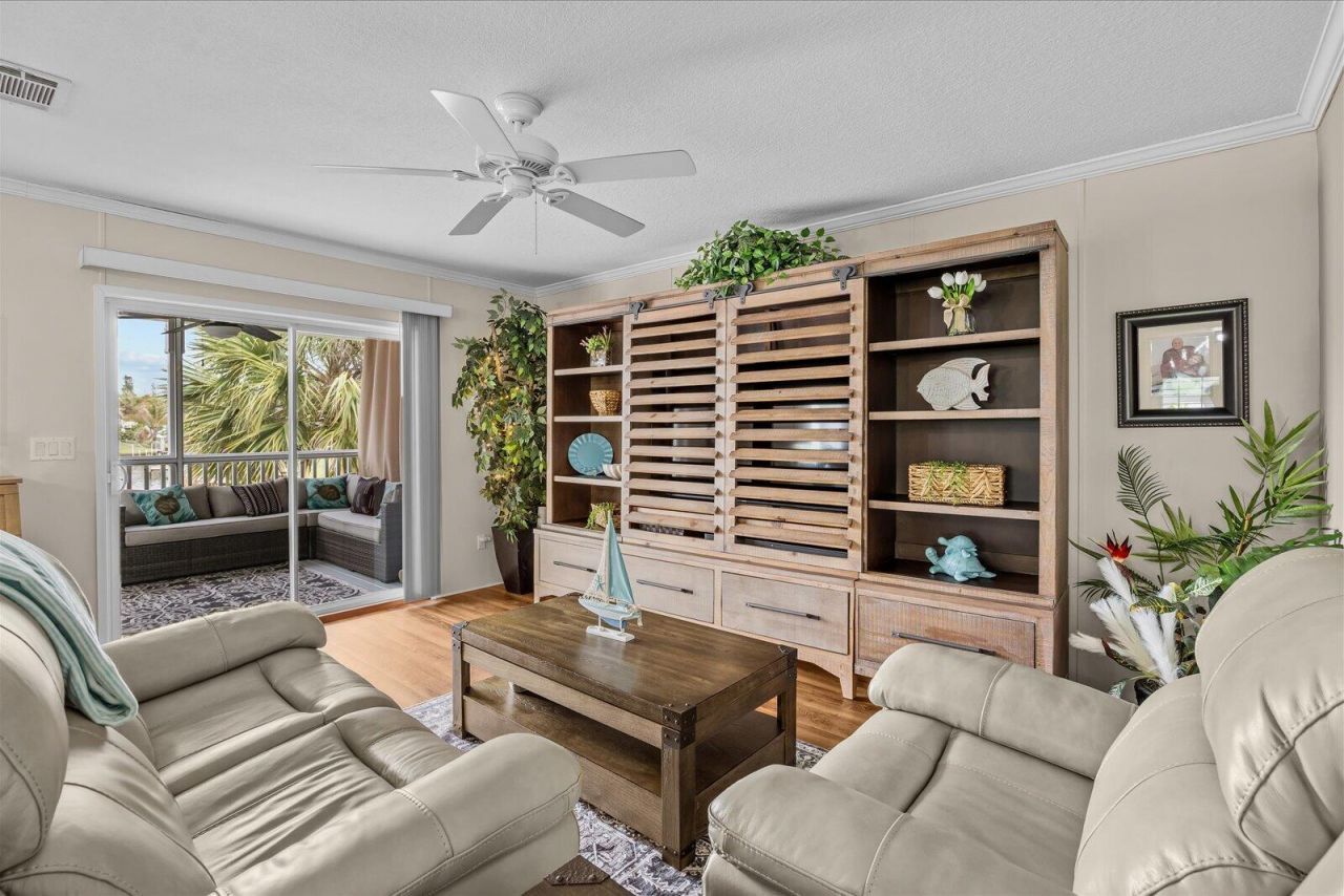 121 SE Paradise Place, Stuart, FL 34997 Photo