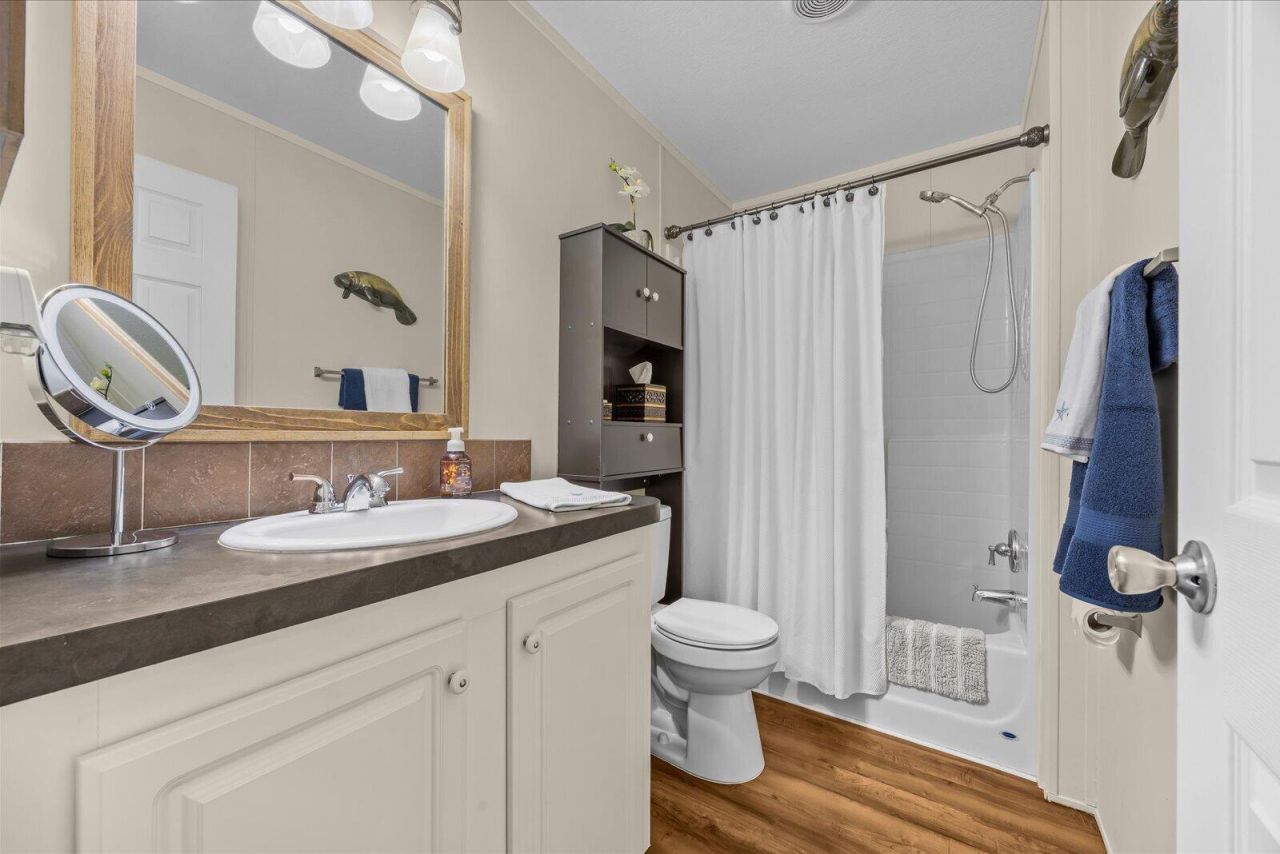 121 SE Paradise Place, Stuart, FL 34997 Photo