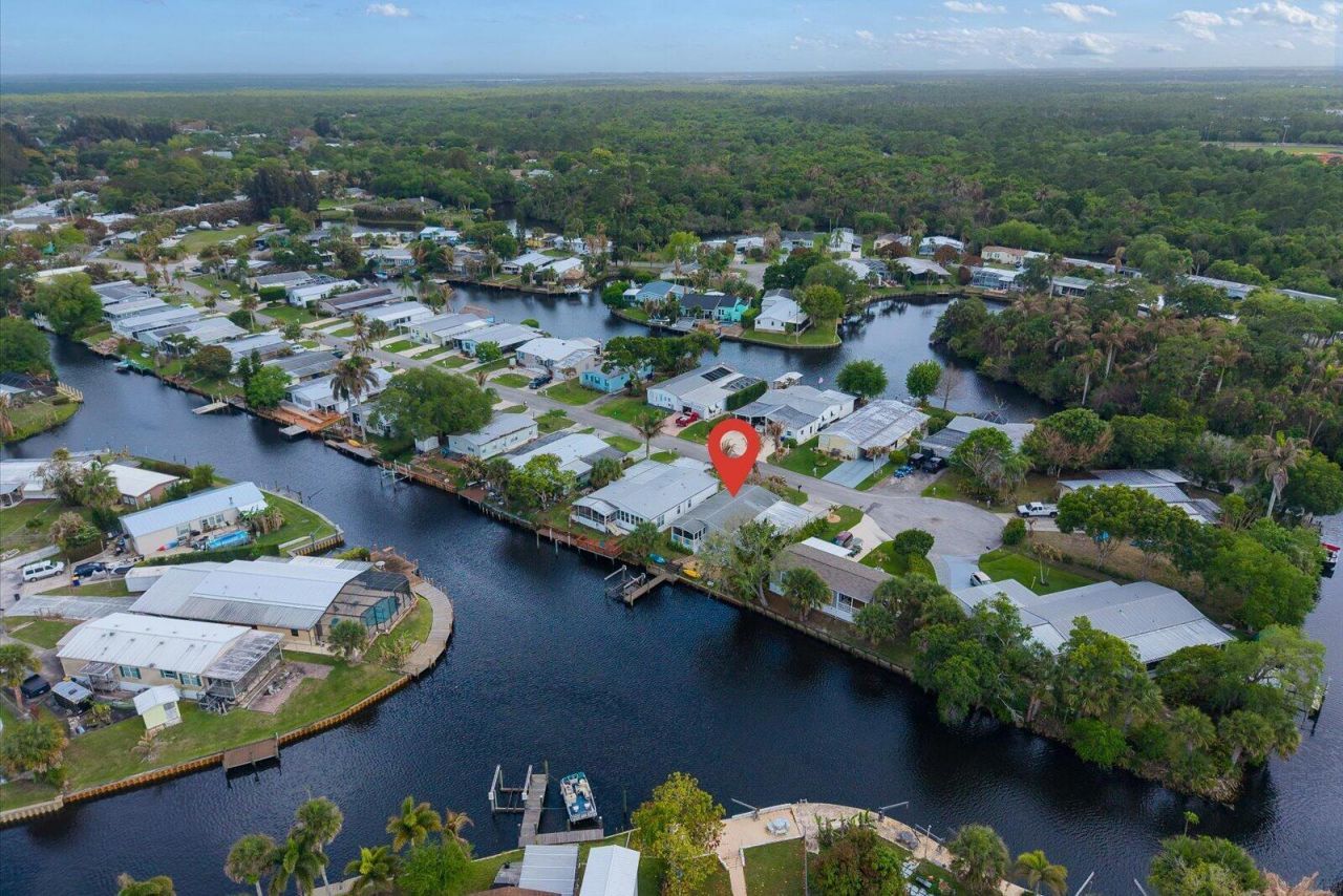 121 SE Paradise Place, Stuart, FL 34997 Photo