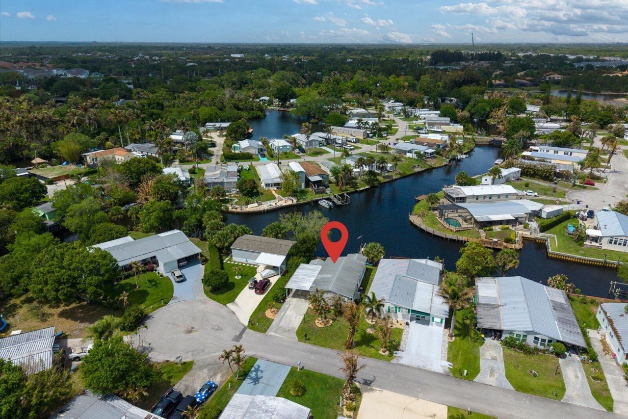 121 SE Paradise Place, Stuart, FL 34997 Photo